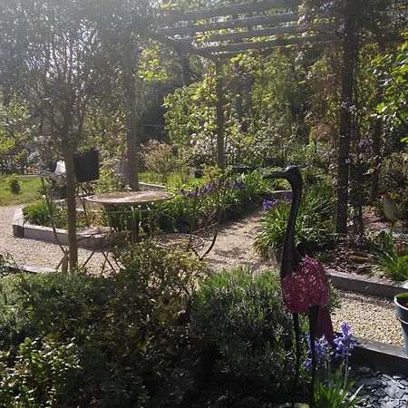 Bed and Breakfast Les Muscaris Le Minihic-sur-Rance Exterior foto